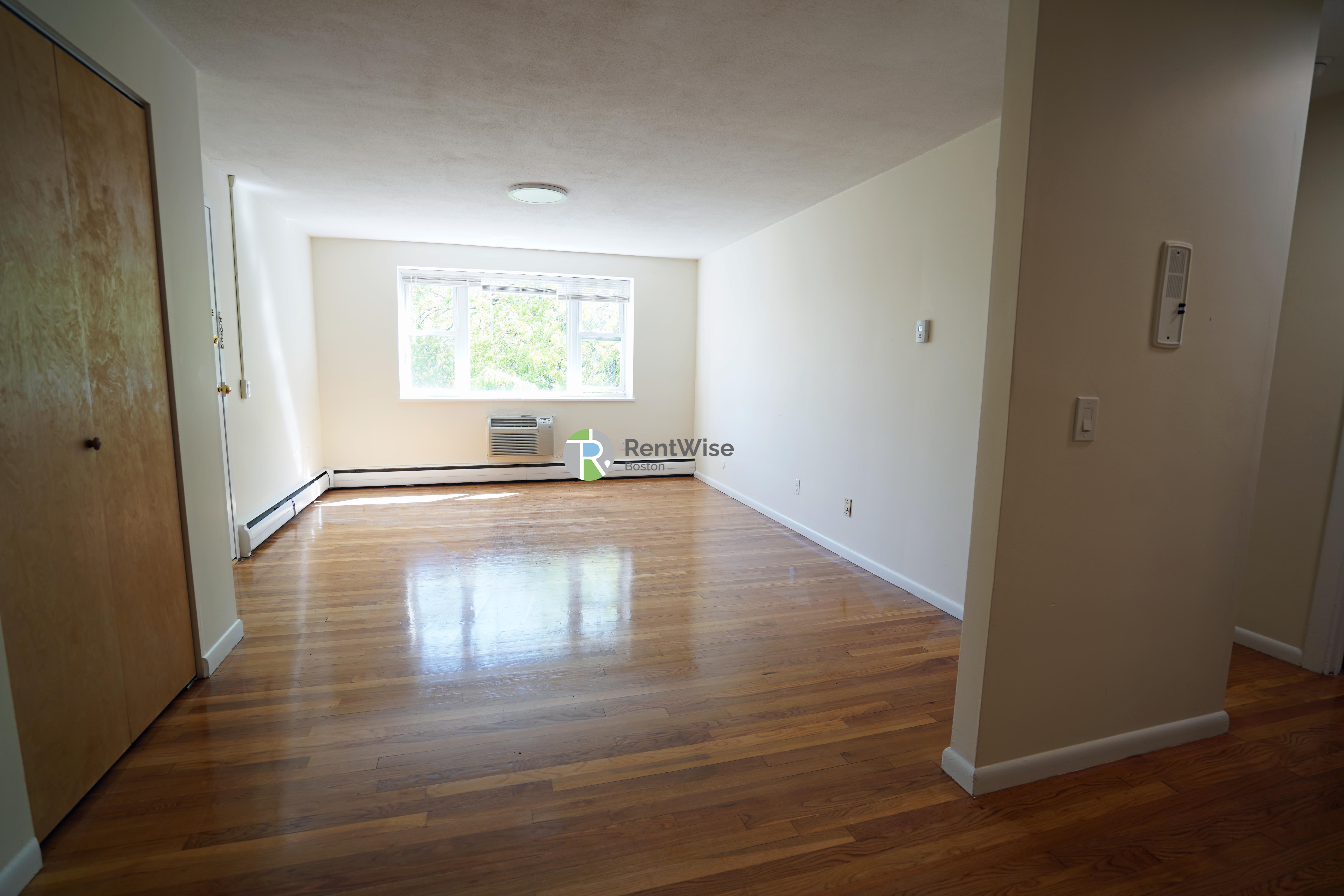 Photo of 110 Babcock St