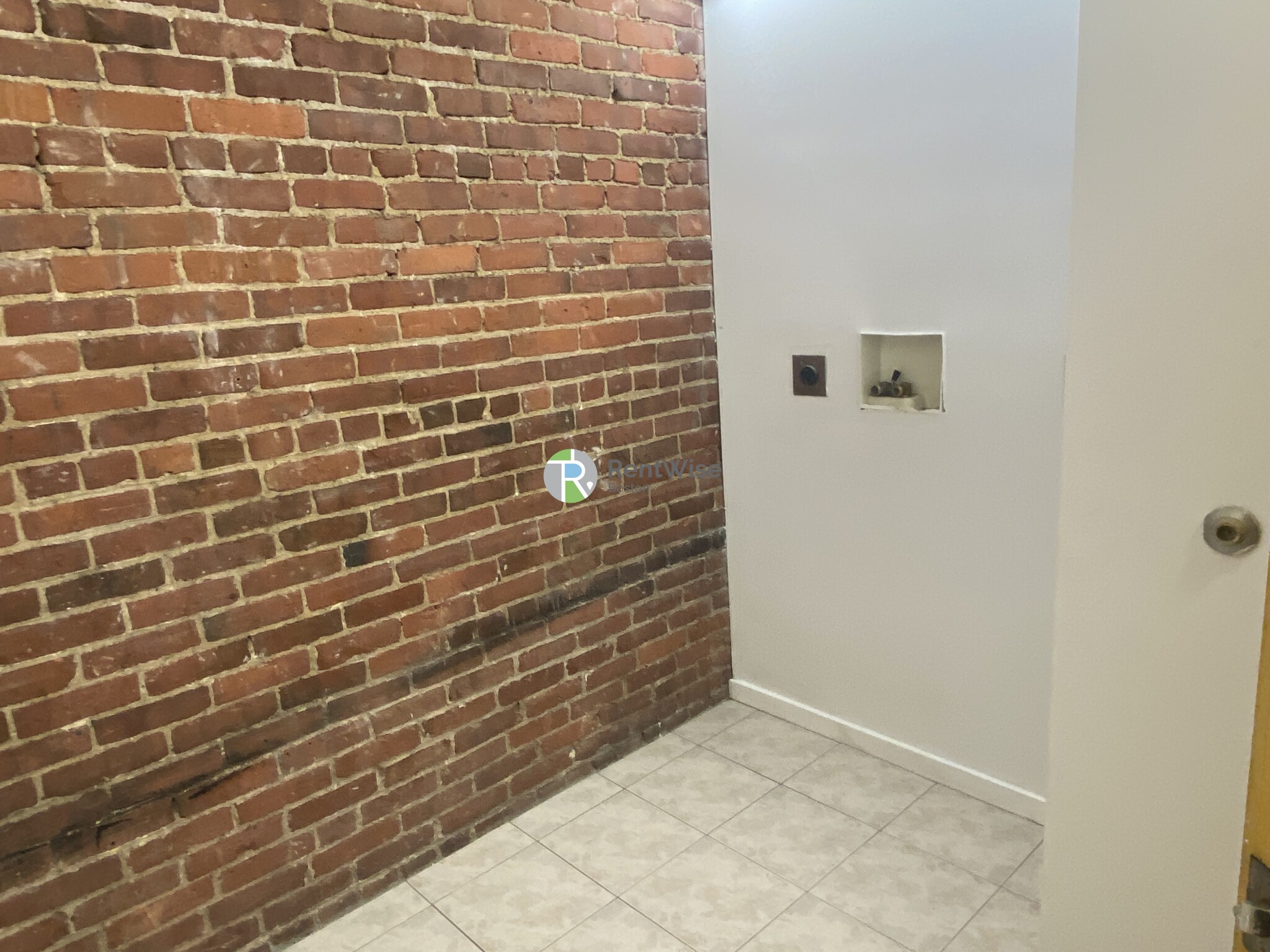 Photo of 254 Friend Street