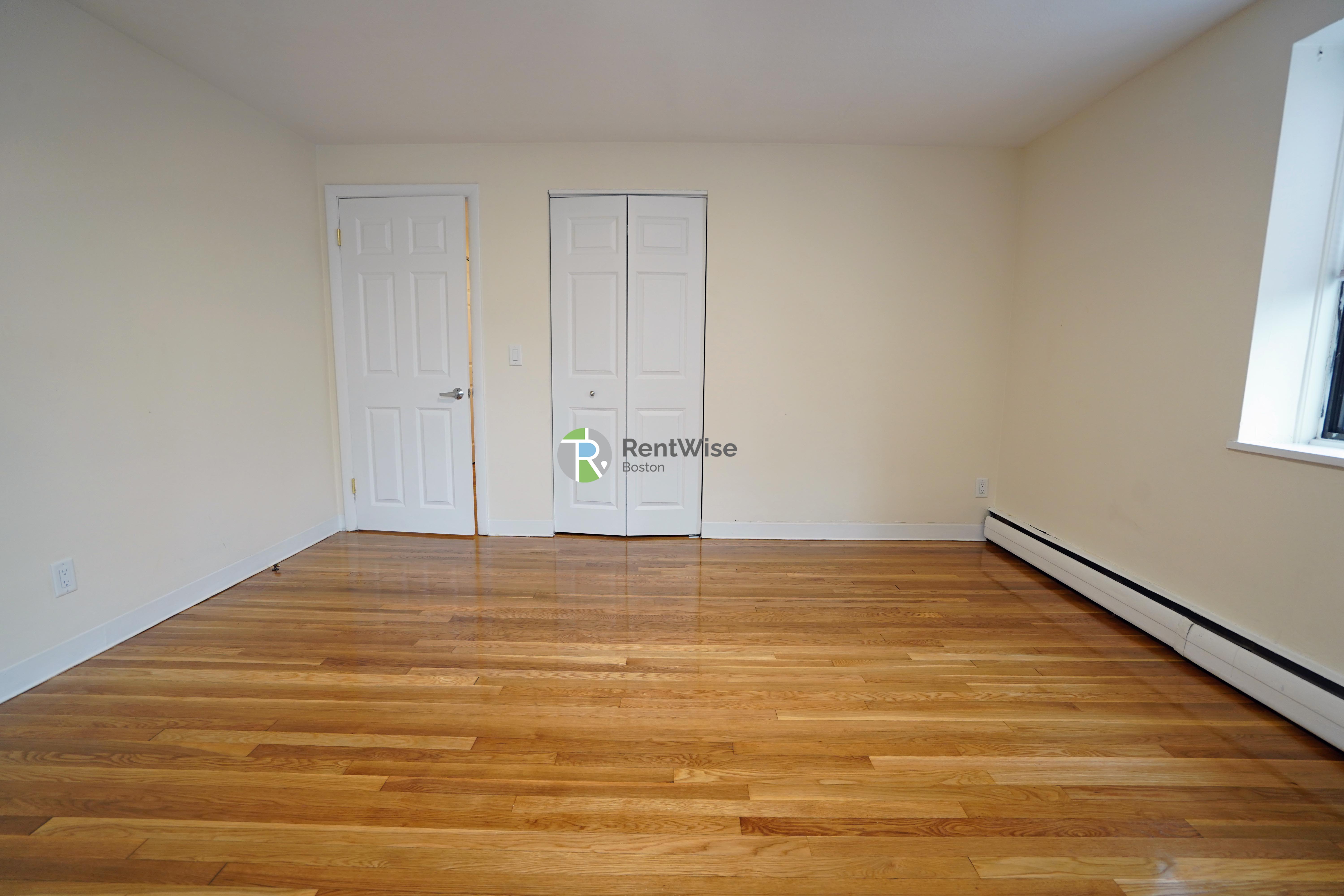 Photo of 222 Babcock St
