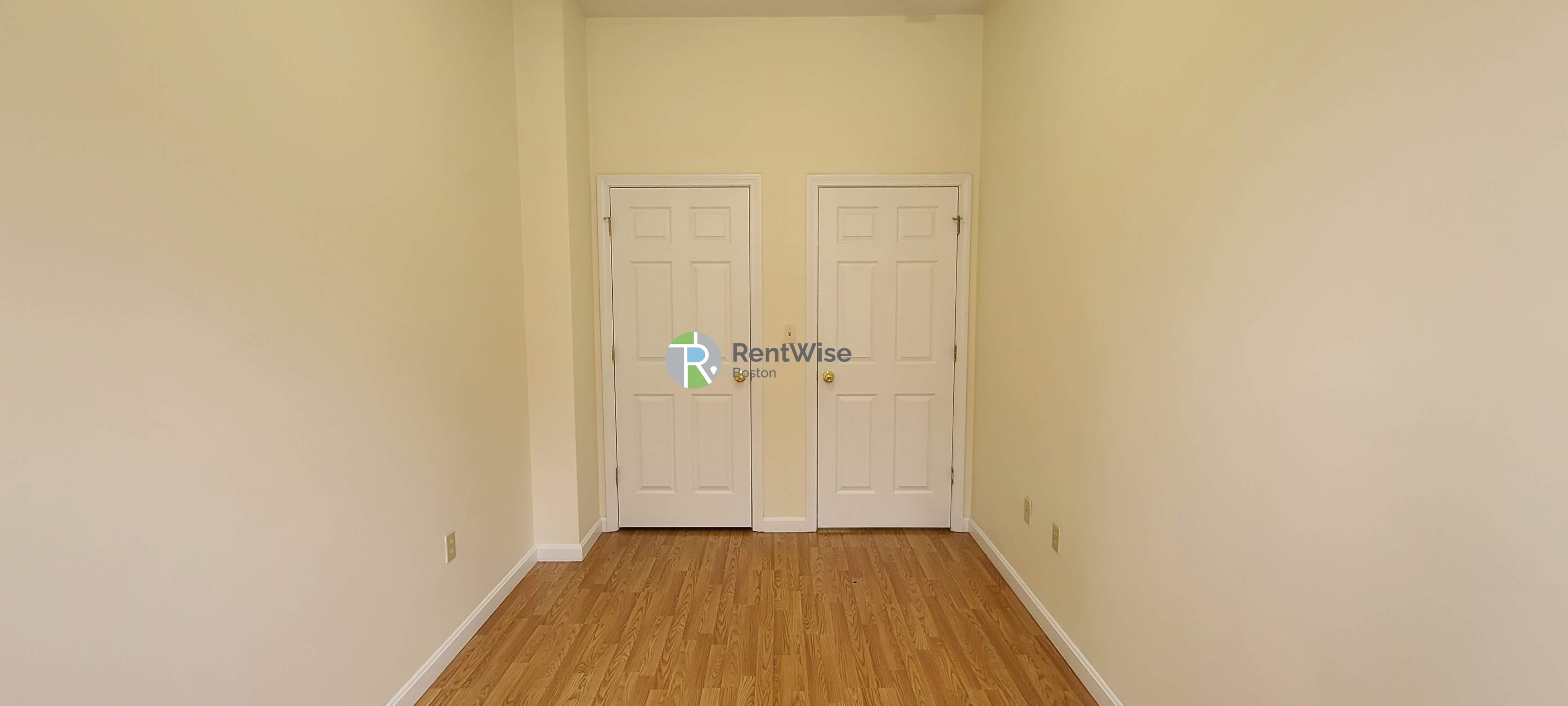 Photo of 81 Essex Street