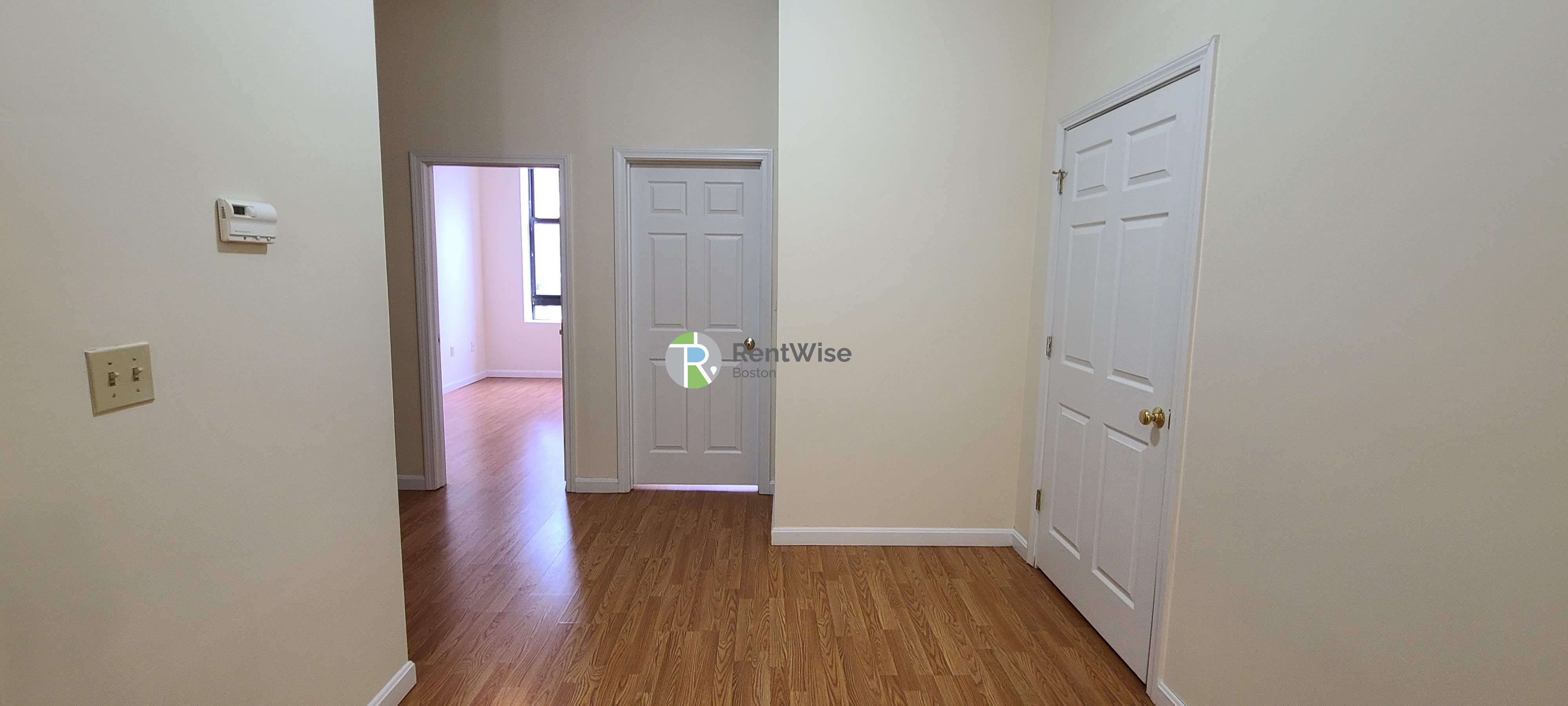 Photo of 81 Essex Street