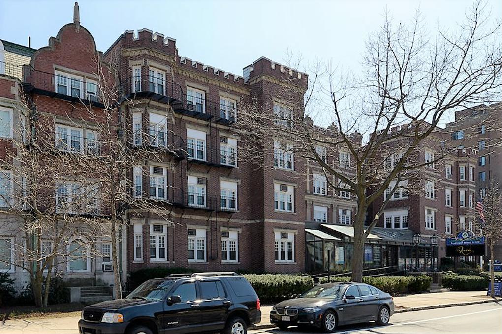 Photo of 1223 Beacon Street