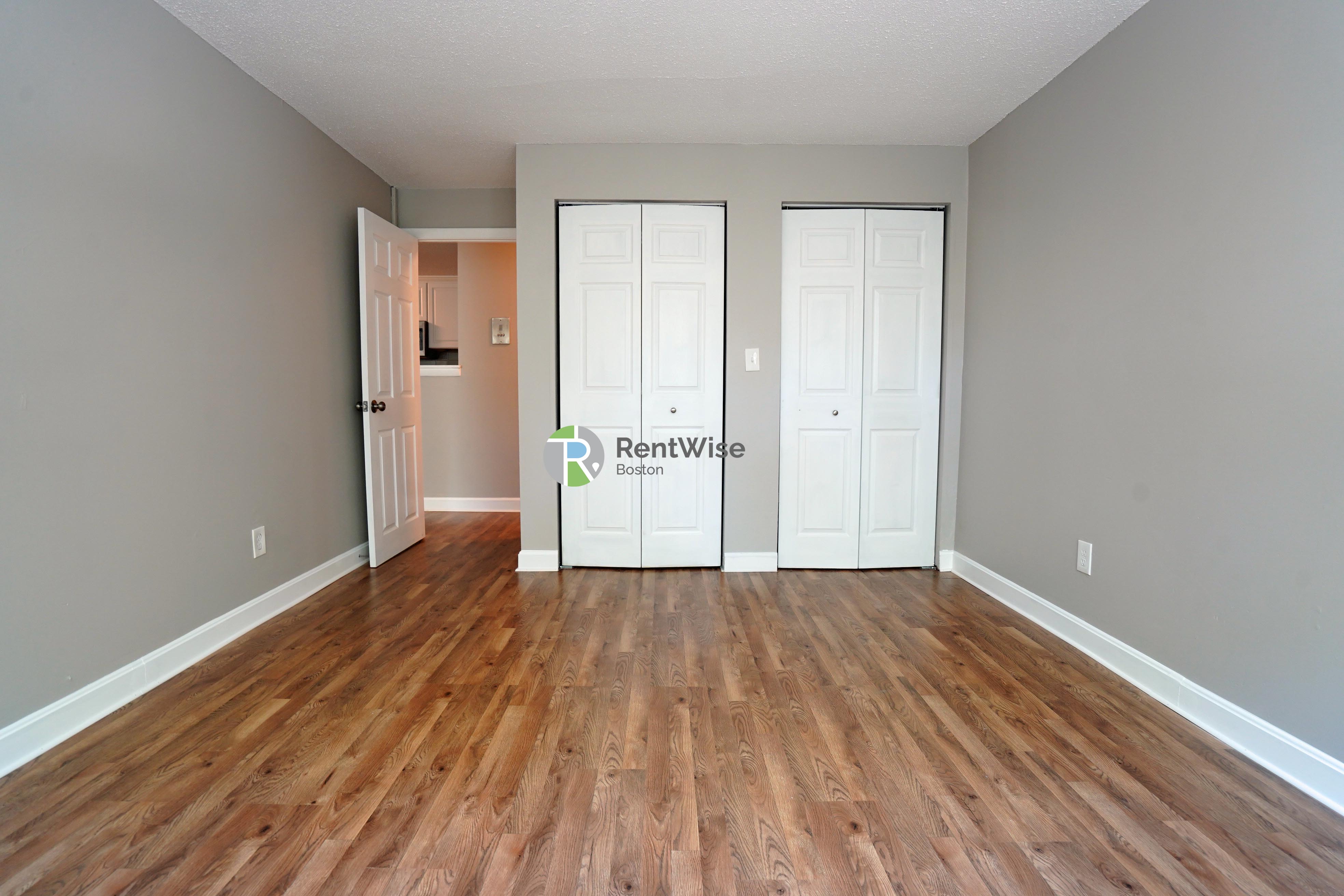 Photo of 971 Fellsway