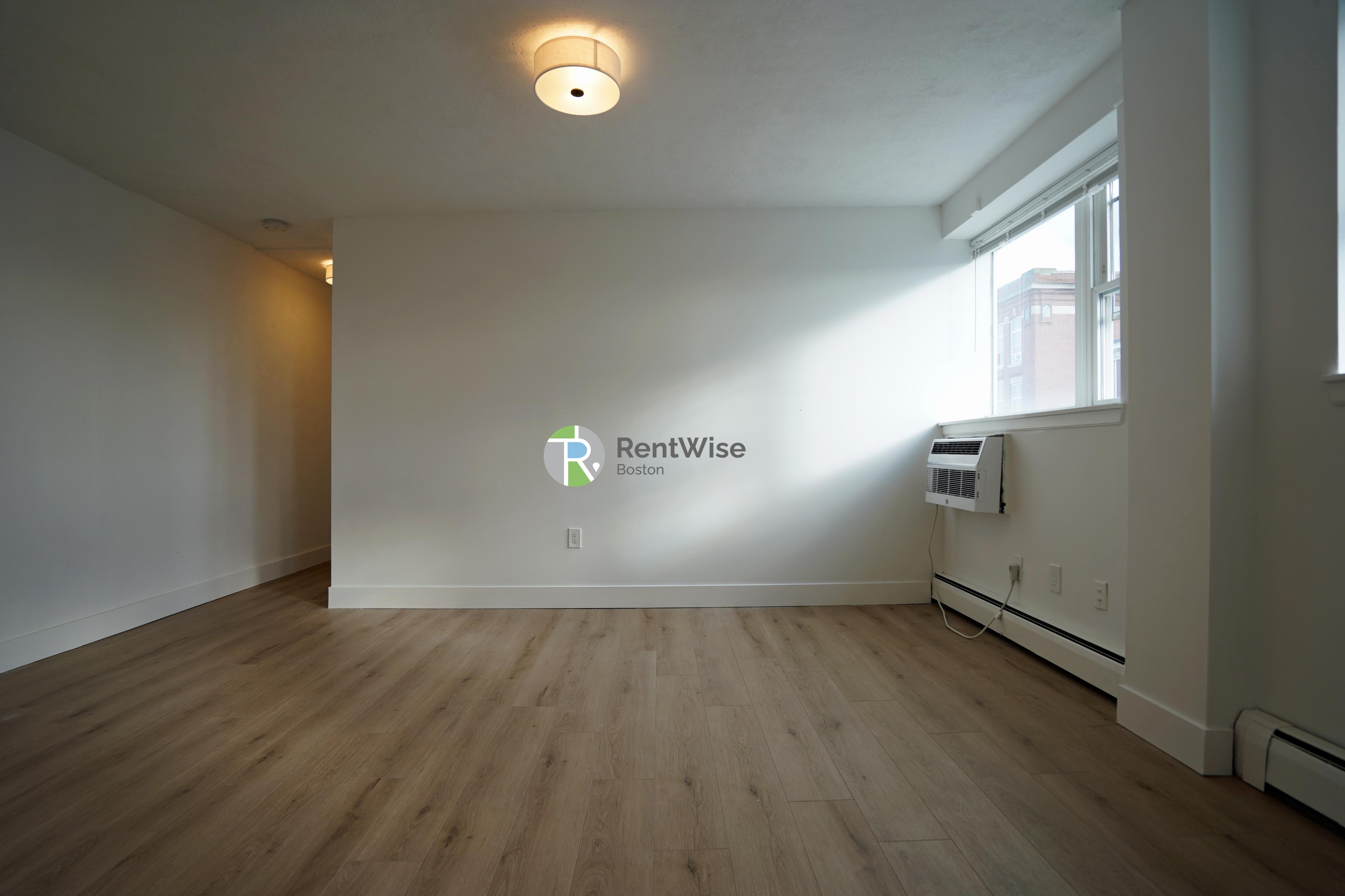 Photo of 740 East 7th Street