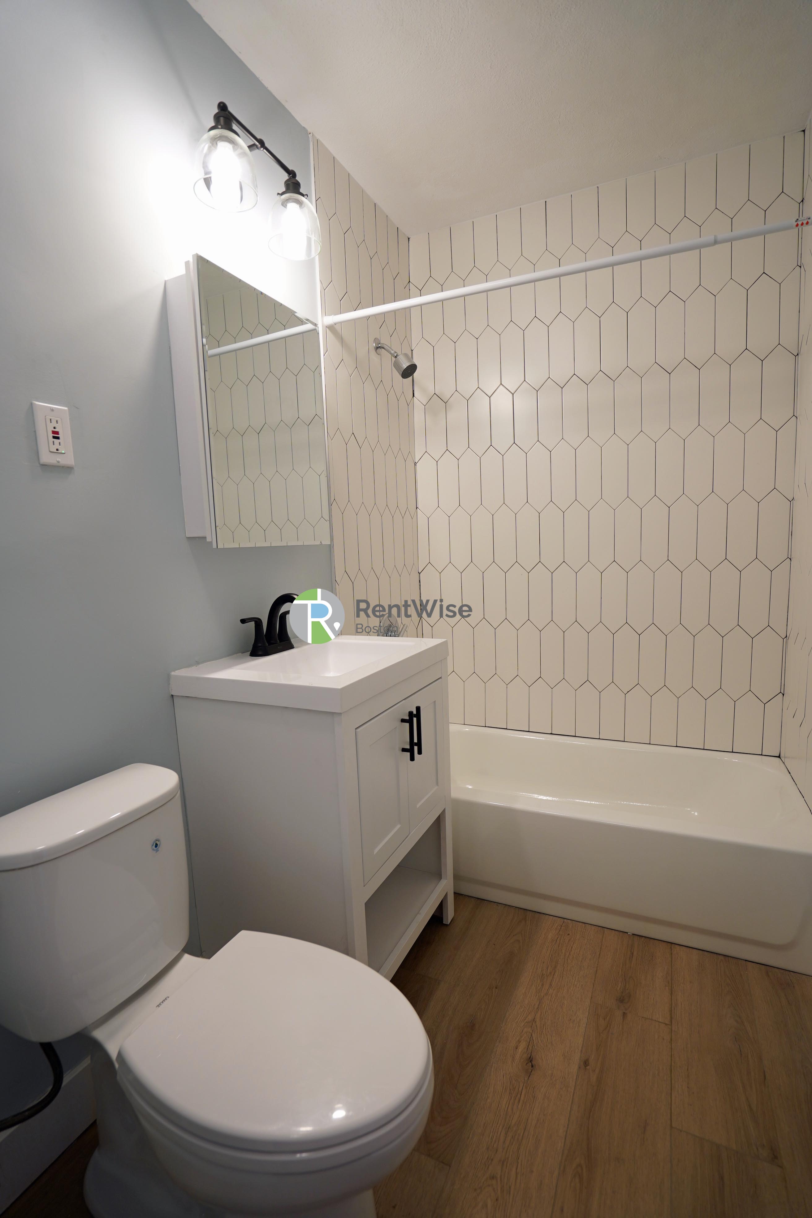 Photo of 740 East 7th Street