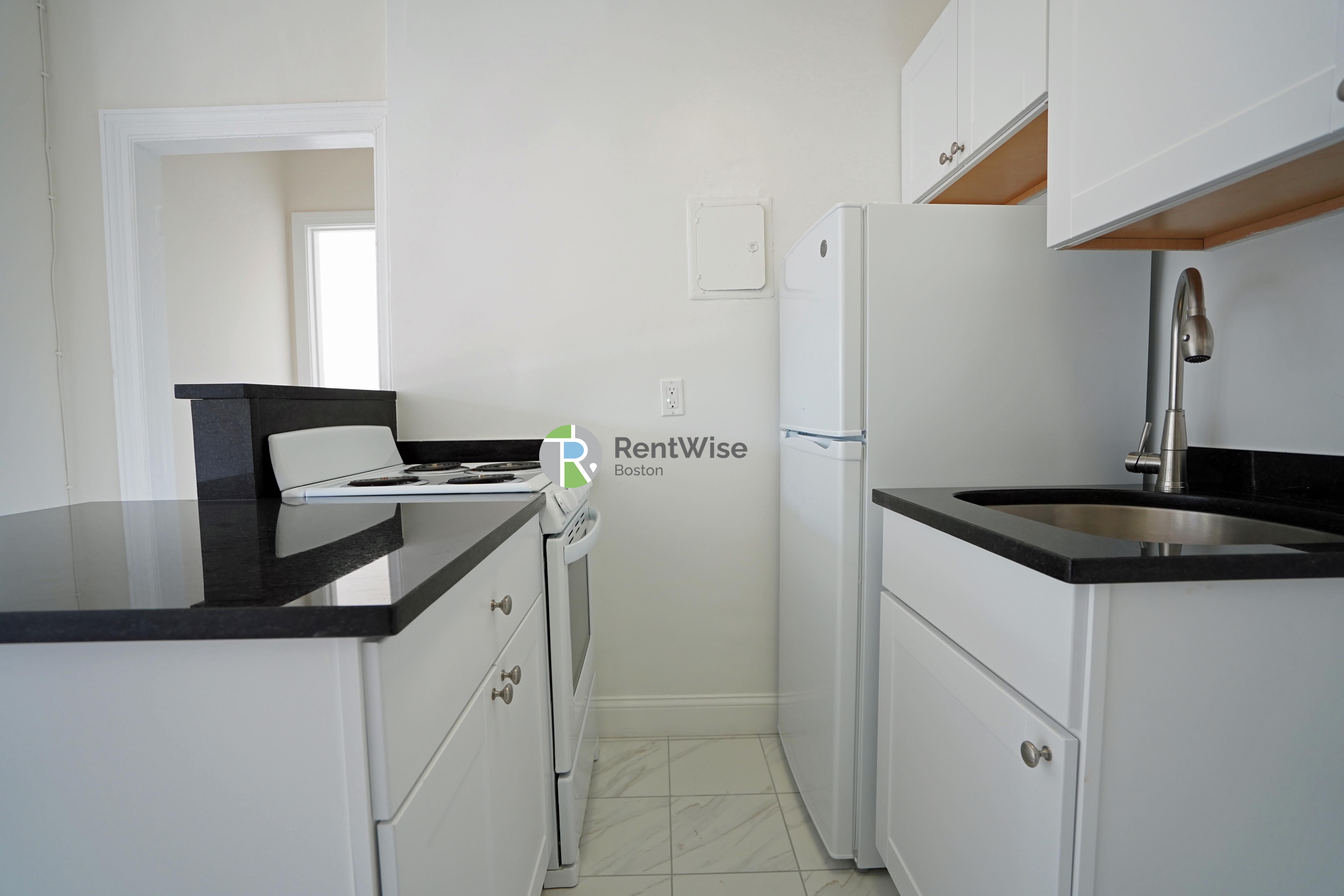 Photo of 1223 Beacon Street