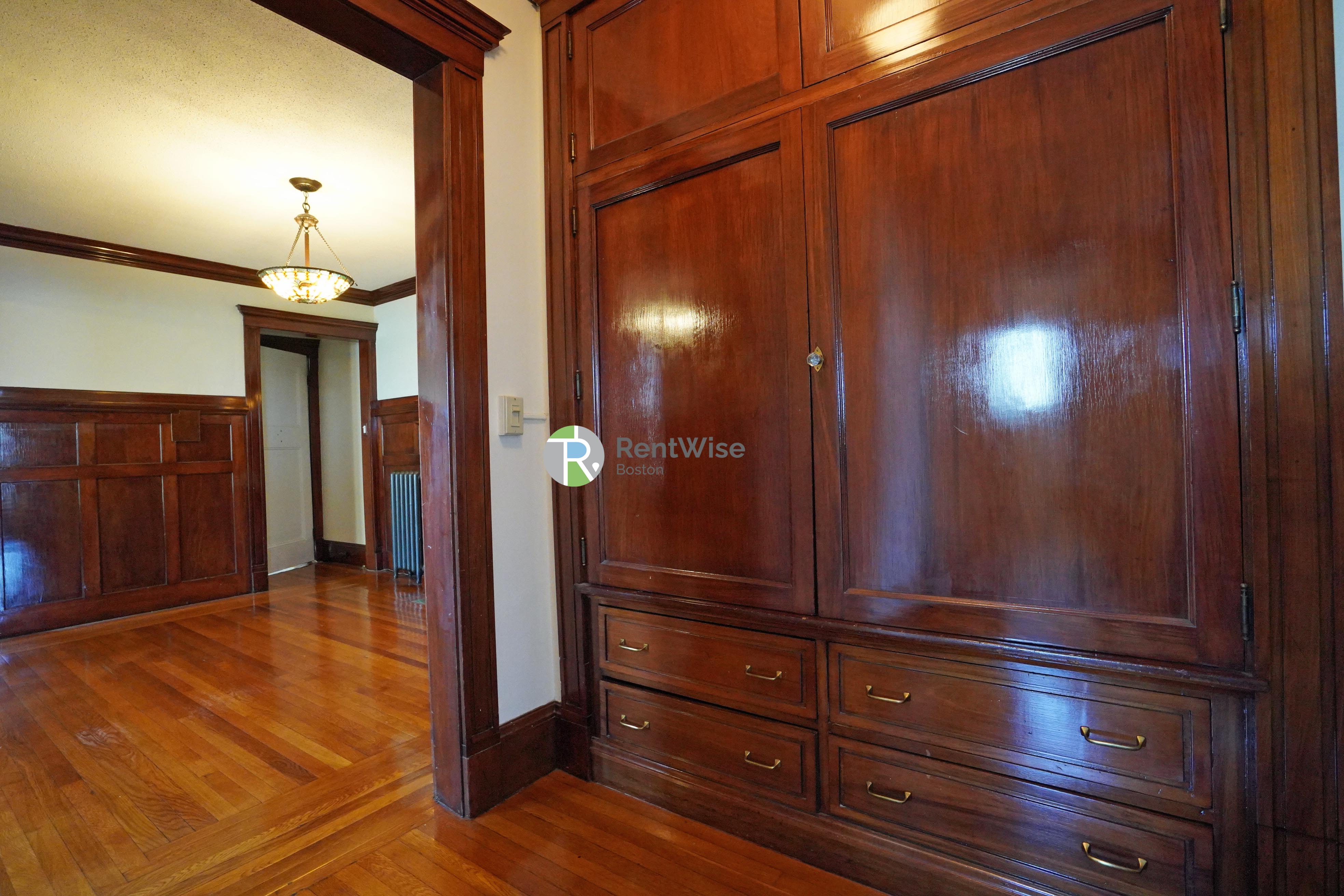 Photo of 452 Park Drive