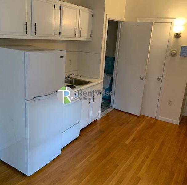 Photo of 53 South Huntington Avenue