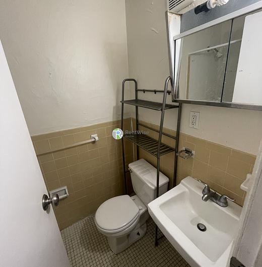 Photo of 51 South Huntington Avenue