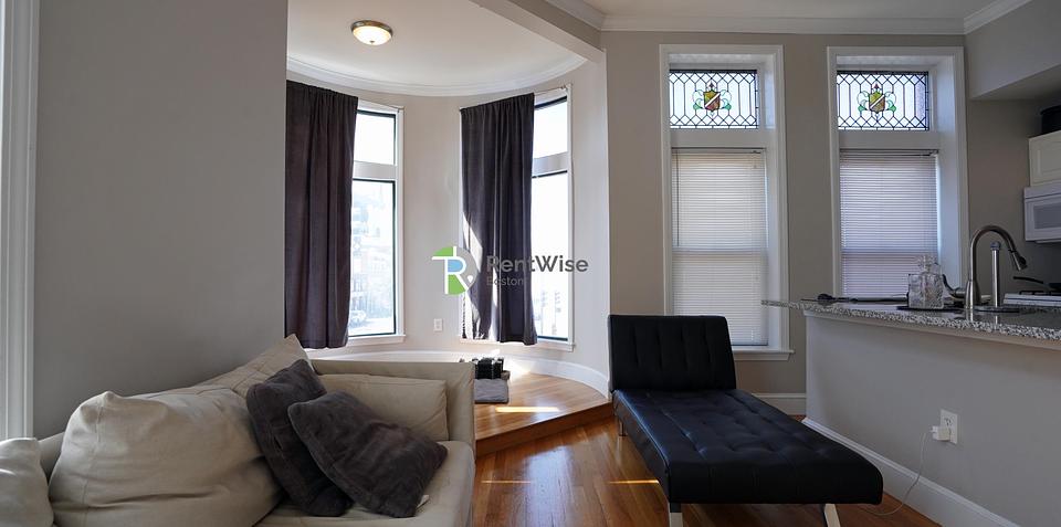 Photo of 365 Washington Street