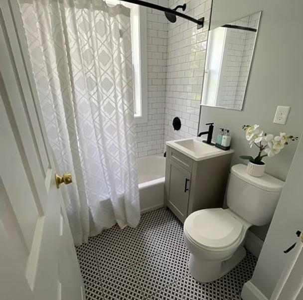 Photo of 233 Lafayette St