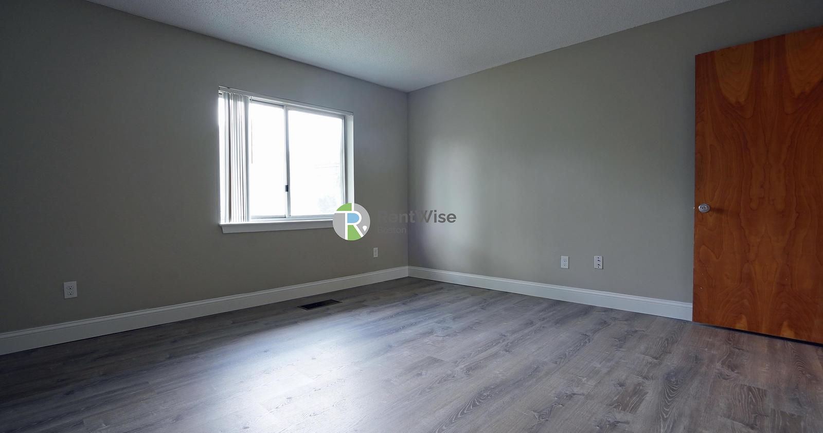 Photo of 140 North Beacon Street