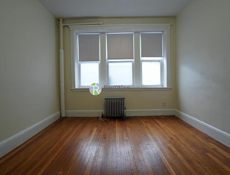 Photo of 1800 Commonwealth Avenue