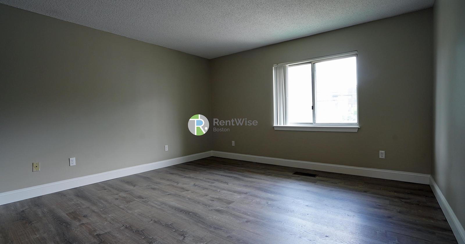 Photo of 140 North Beacon Street
