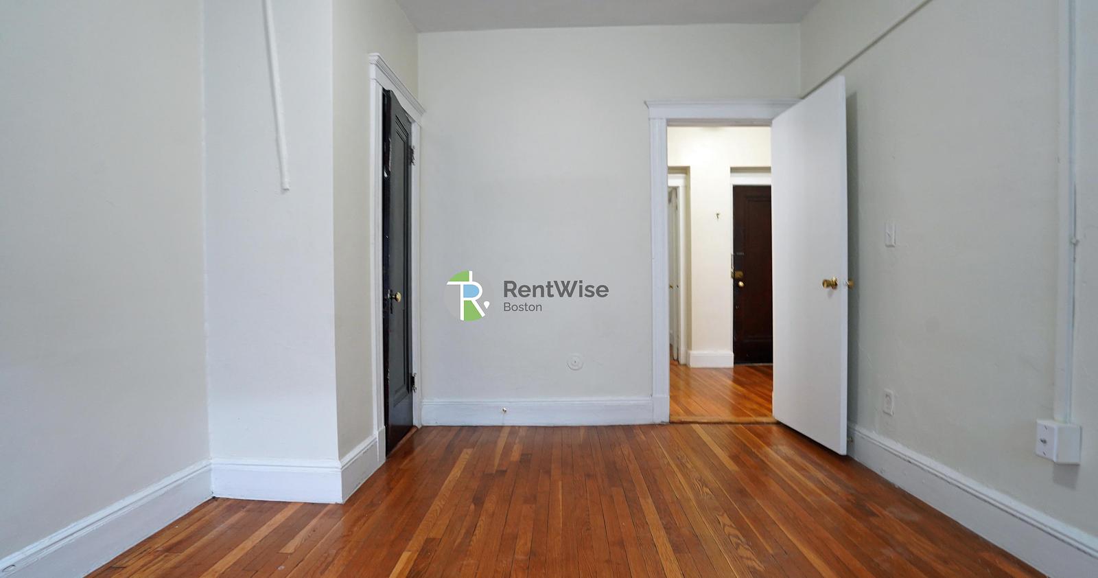 Photo of 1800 Commonwealth Avenue