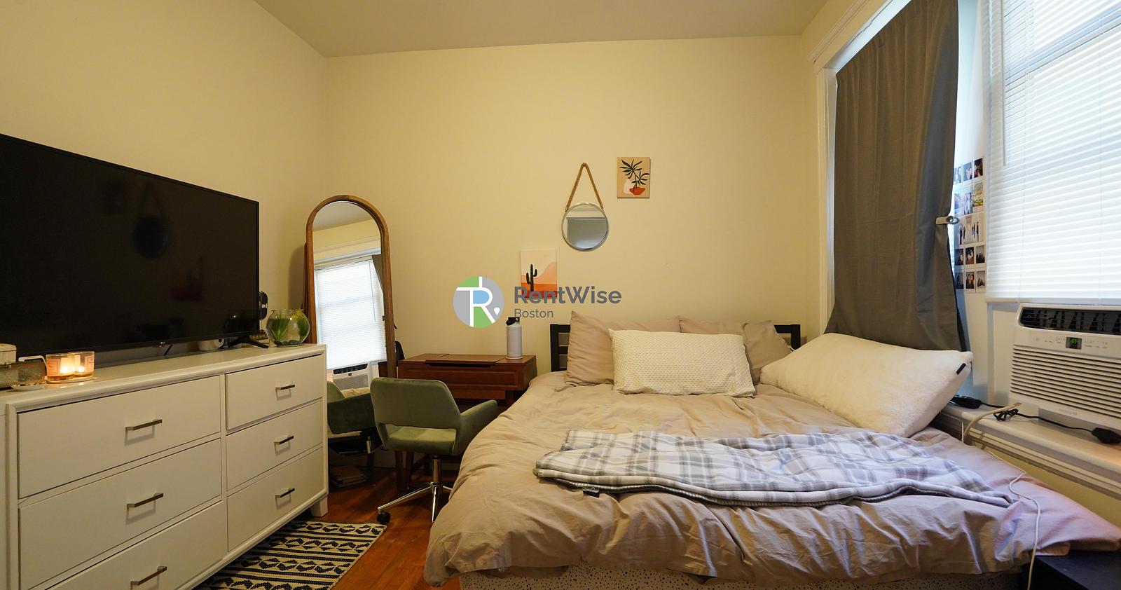 Photo of 3  Carol Ave