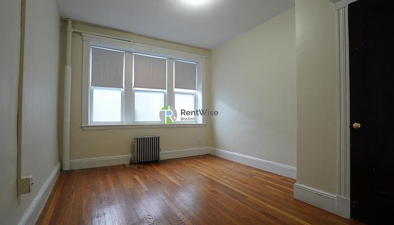 Photo of 1800 Commonwealth Avenue