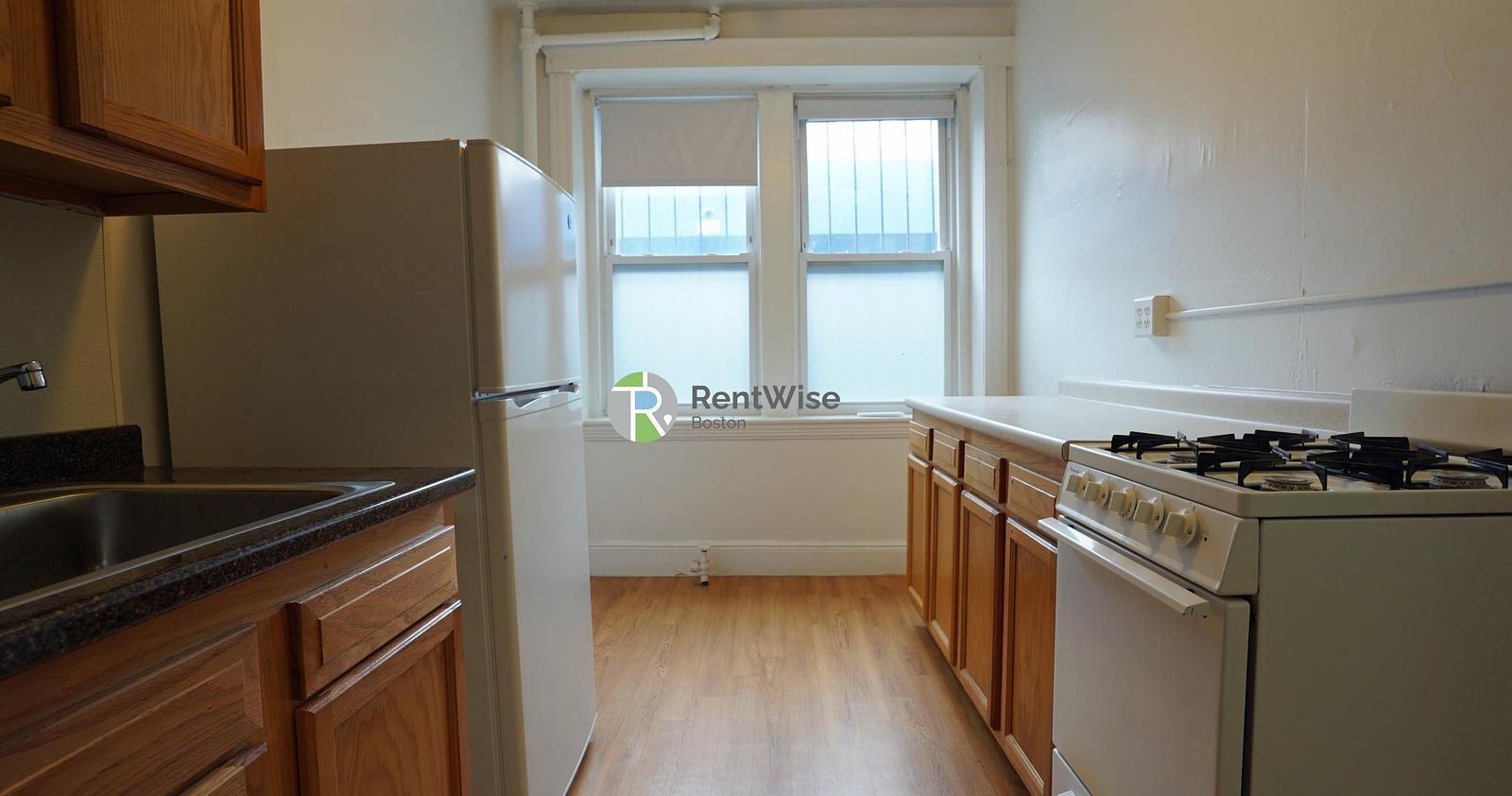 Photo of 1800 Commonwealth Avenue