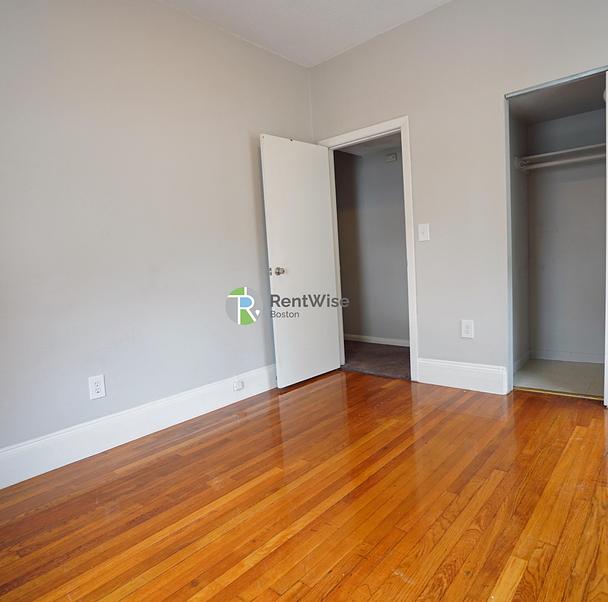 Photo of 23 Maple St