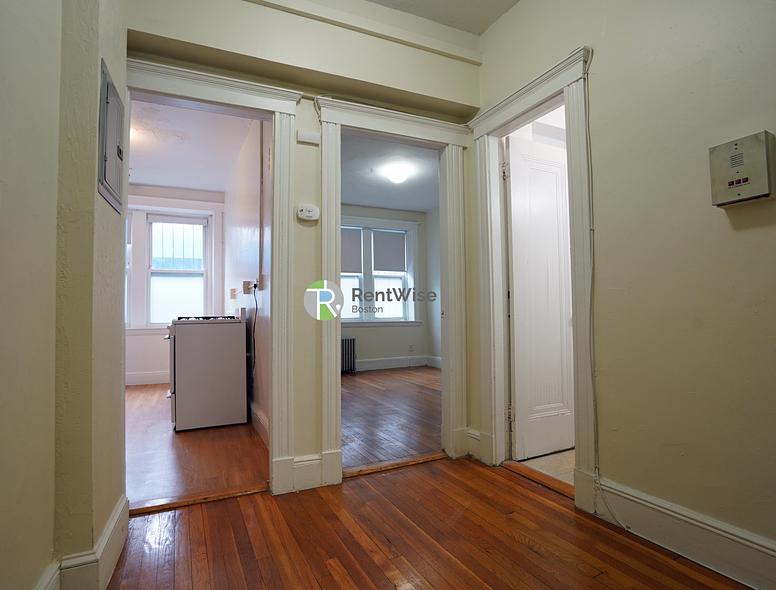 Photo of 1800 Commonwealth Avenue