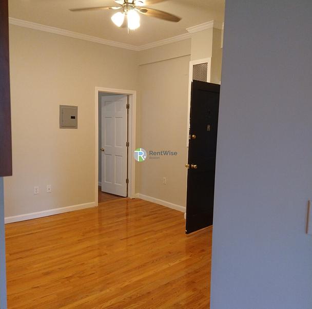 Photo of 1189 Commonwealth Avenue