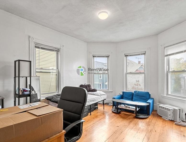 Photo of 78 Hillside St