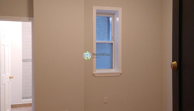 Photo of 1189 Commonwealth Avenue