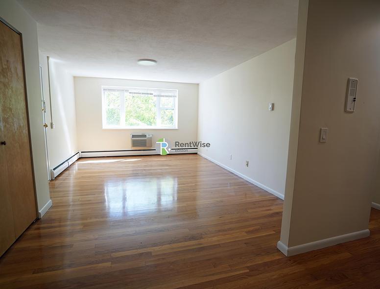Photo of 110 Babcock St