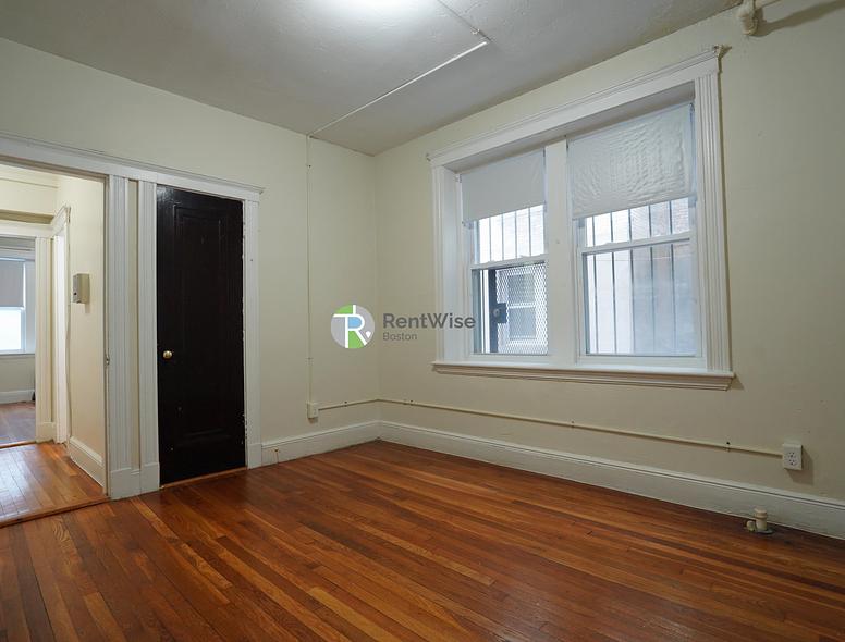 Photo of 1800 Commonwealth Avenue