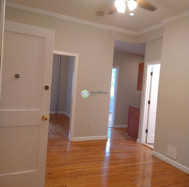 Photo of 1189 Commonwealth Avenue