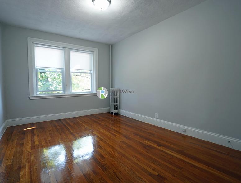 Photo of 41 Chestnut Hill Ave