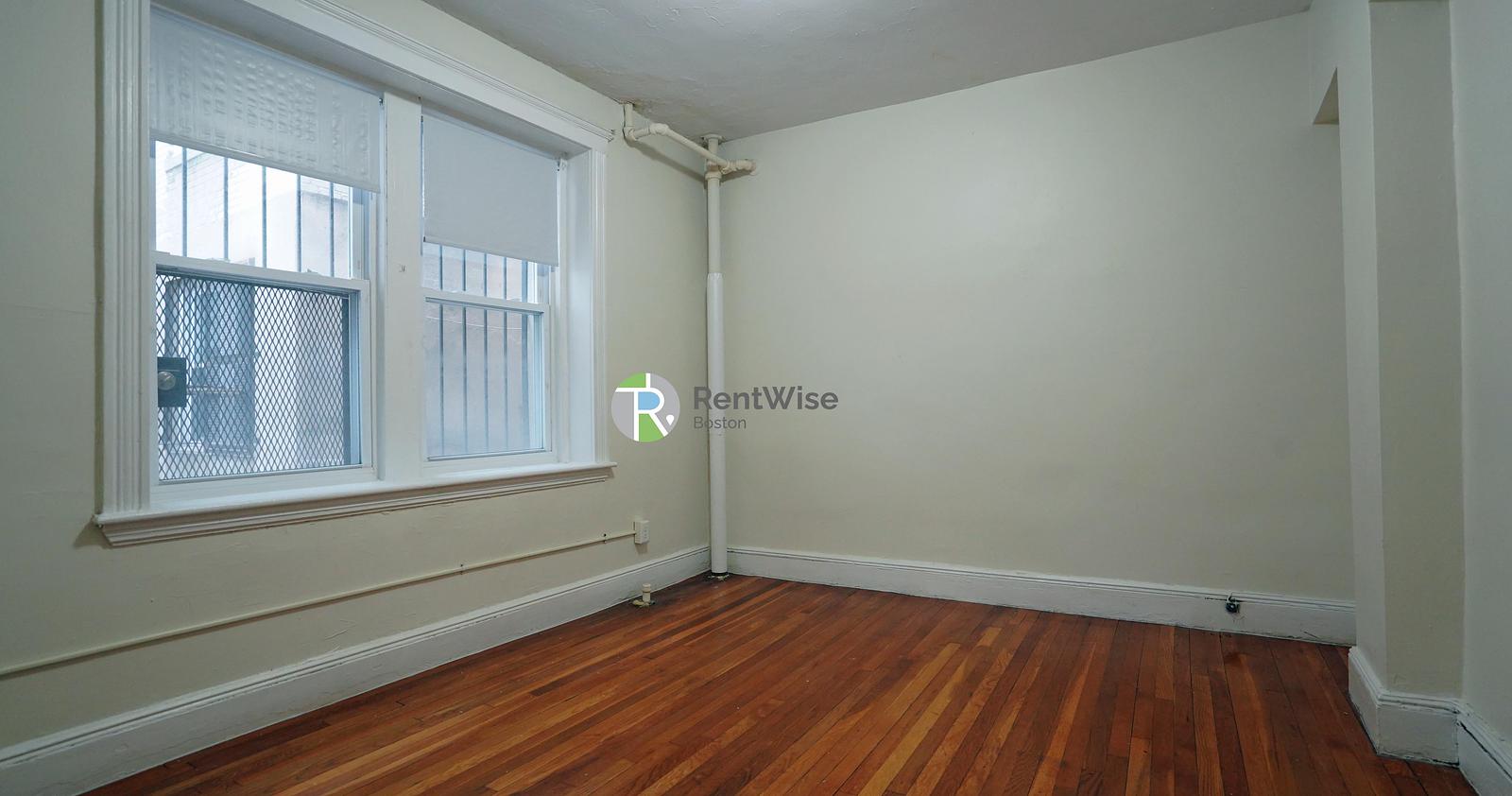 Photo of 1800 Commonwealth Avenue