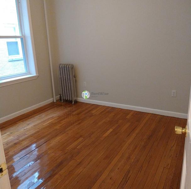 Photo of 1189 Commonwealth Avenue