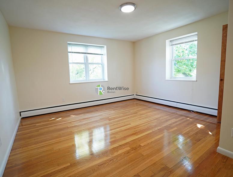 Photo of 110 Babcock St
