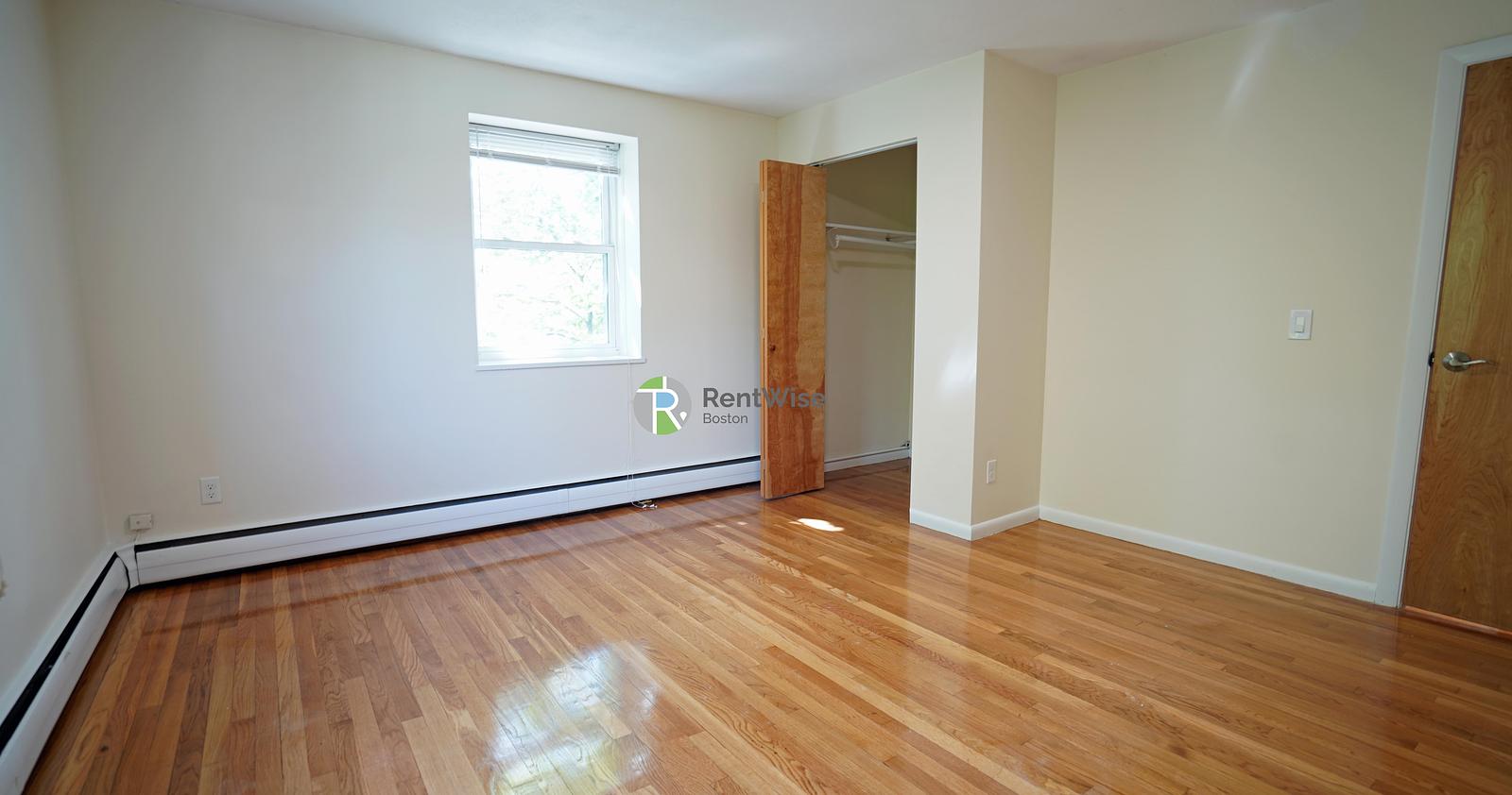 Photo of 110 Babcock St