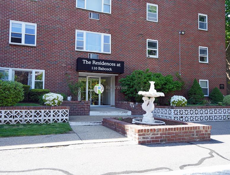 Photo of 110 Babcock St