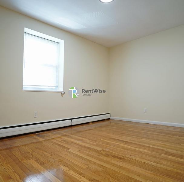 Photo of 110 Babcock St