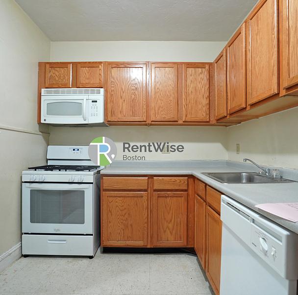 Photo of 45 Chestnut Hill Ave