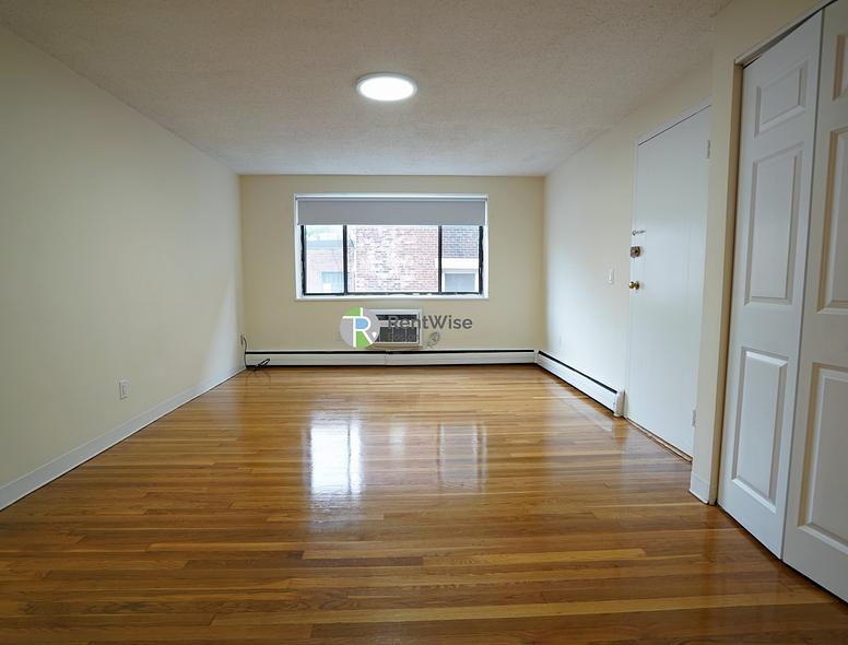 Photo of 222 Babcock St