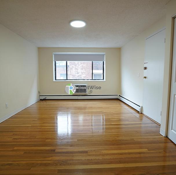Photo of 222 Babcock St
