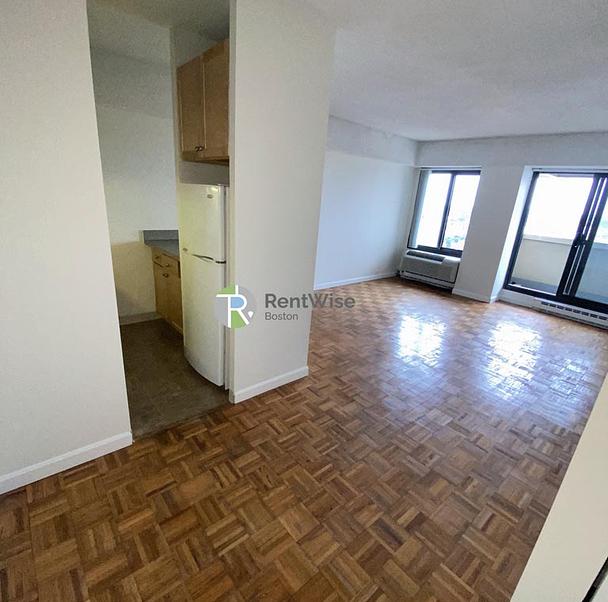 Photo of 929 Massachusetts Avenue