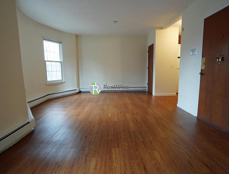 Photo of 74 S Huntington Ave