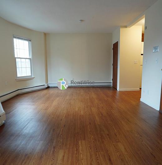 Photo of 74 S Huntington Ave