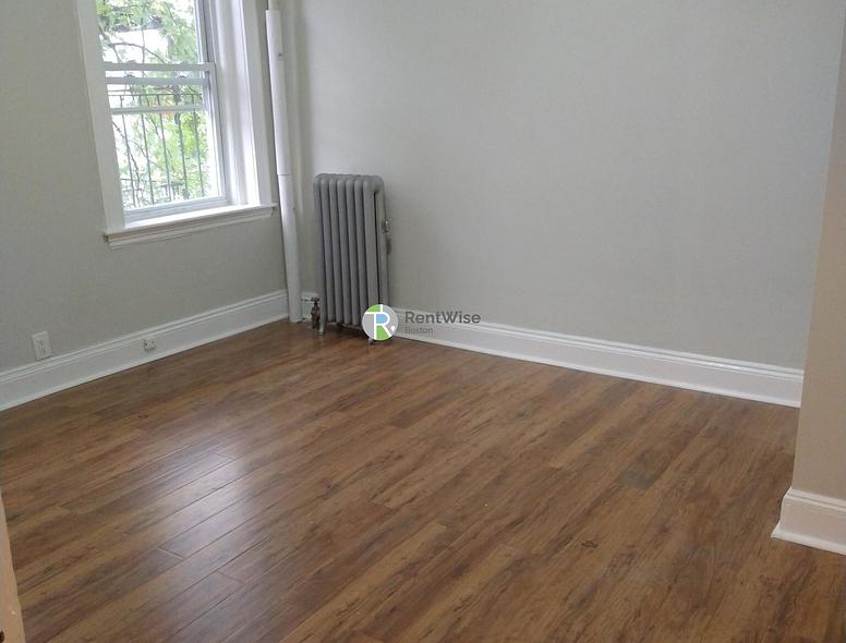 Photo of 1193 Commonwealth Avenue
