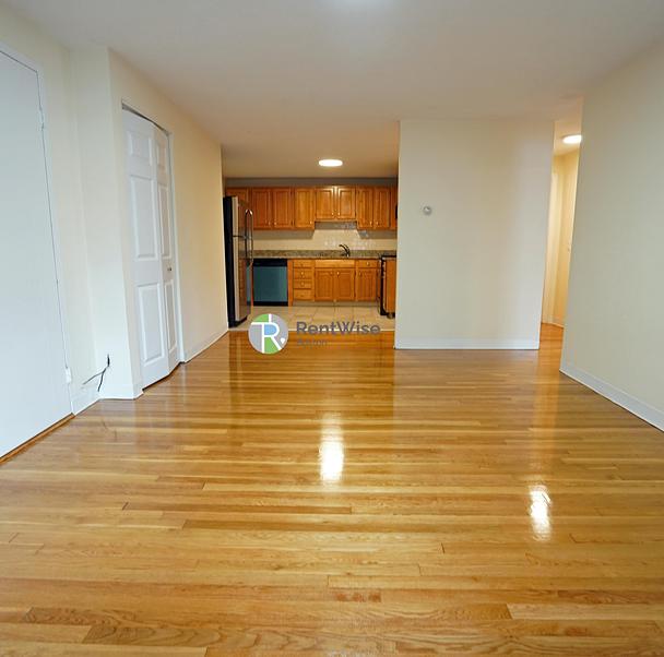 Photo of 222 Babcock St