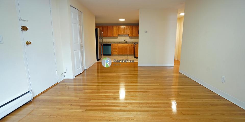 Photo of 222 Babcock St