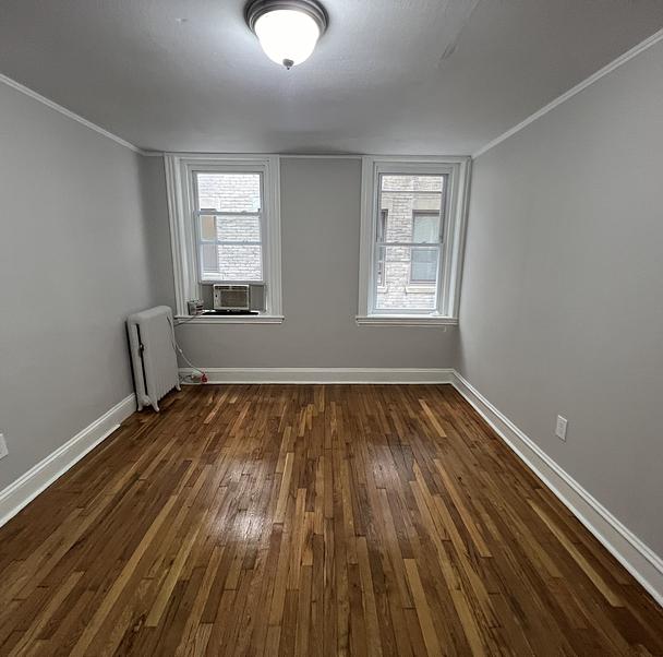 Photo of 368 Riverway