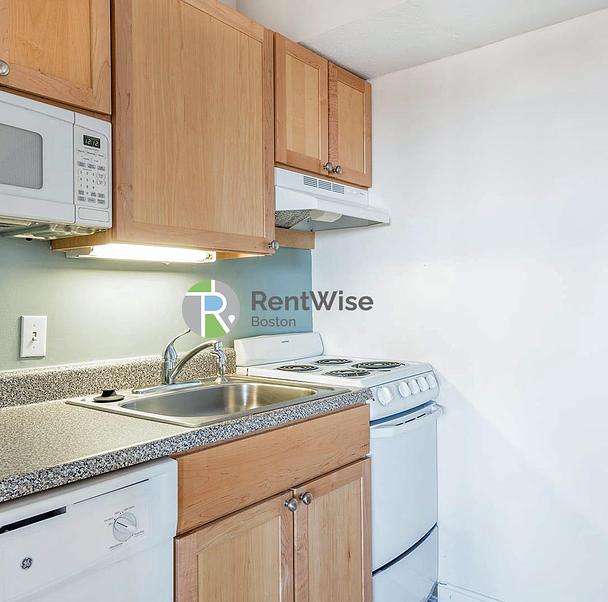 Photo of 929 Massachusetts Avenue
