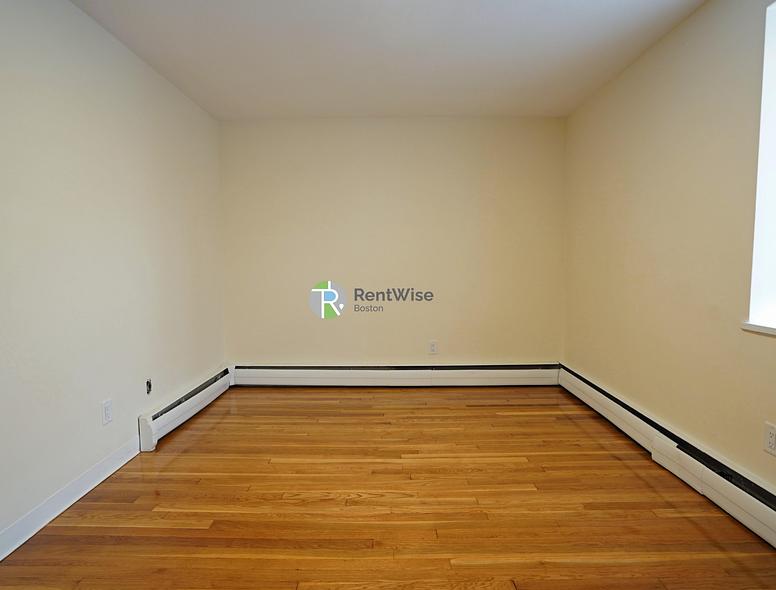 Photo of 222 Babcock St