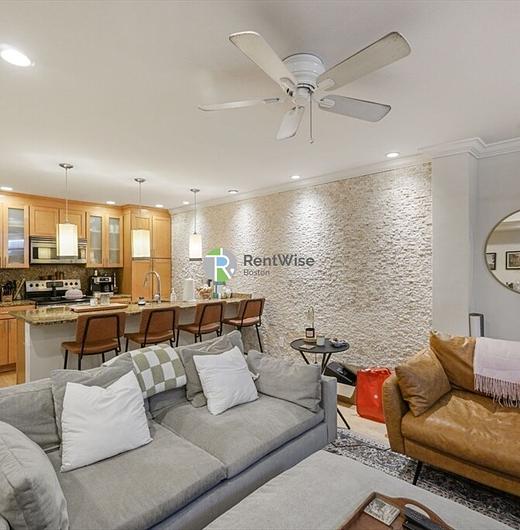 Photo of 612 Columbus Ave